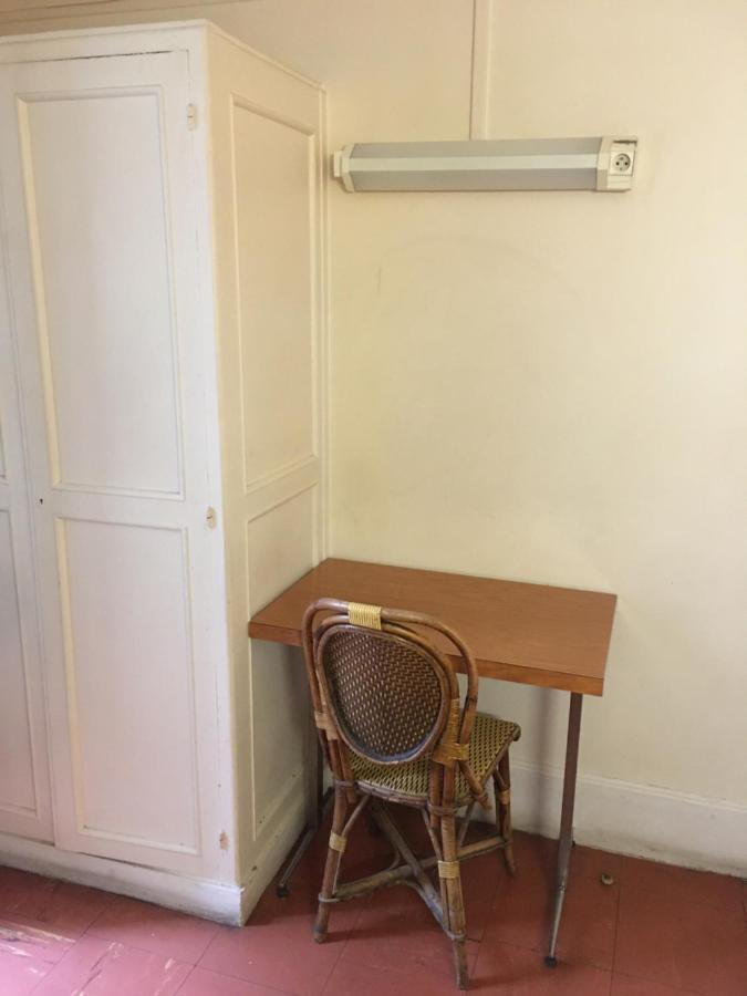 A La Pinte Du Nord Hotell Paris Exteriör bild