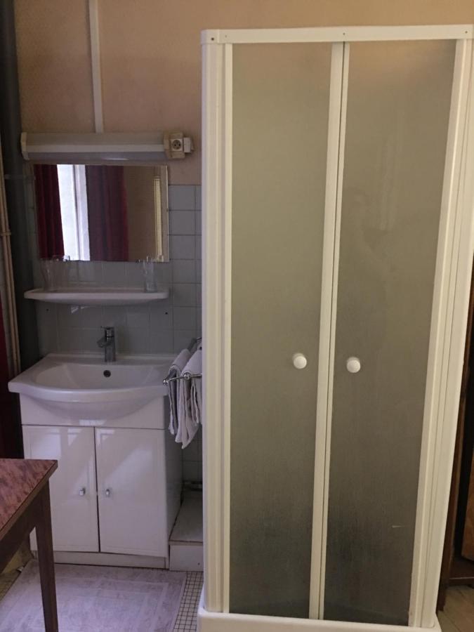 A La Pinte Du Nord Hotell Paris Exteriör bild