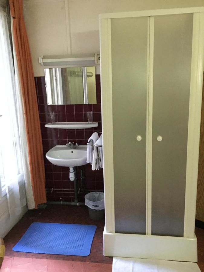 A La Pinte Du Nord Hotell Paris Exteriör bild